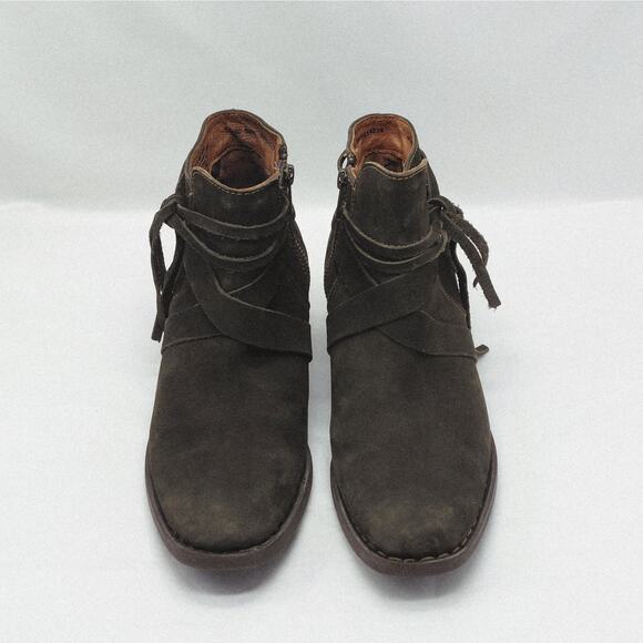 Born Womens Ankle Boots 8.5 Olive Suede Western Stacked Heel Coastal Cowgirl - Picture 2 of 11